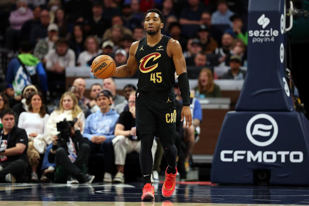 她打破了对 她打破了对