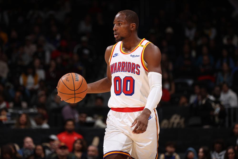 造防守错位 造防守错位