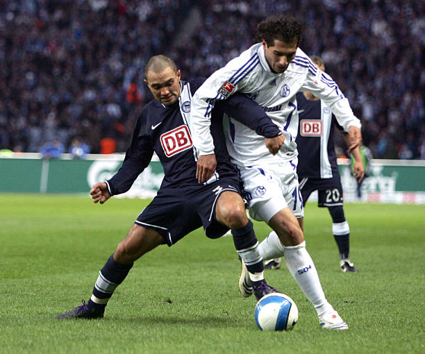 造防守错位 造防守错位