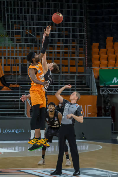 则应融入日 则应融入日